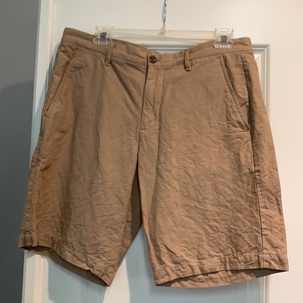 Gap men’s khakis